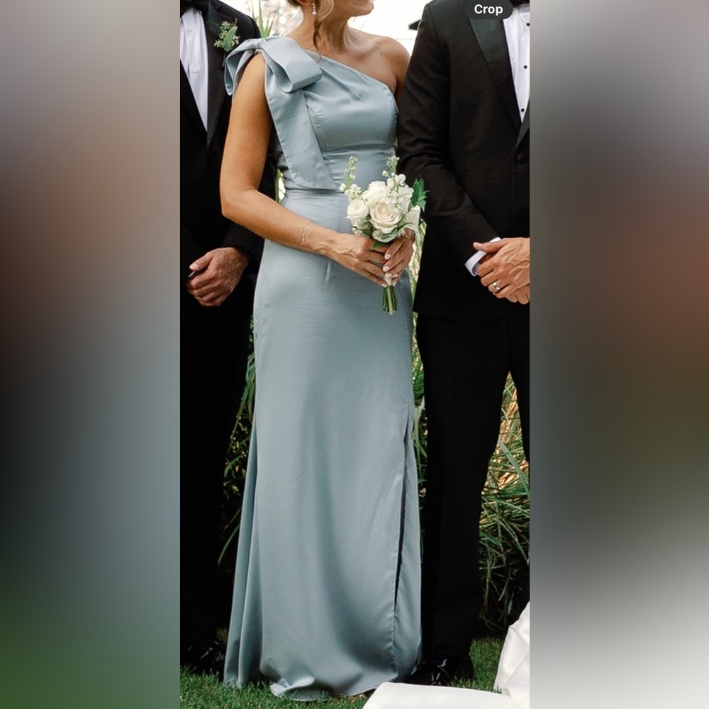 Elegant One-Shoulder Gown in Light Blue